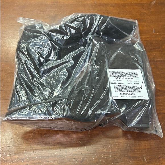 J Crew The Lexie Ankle Boot NX061 - Picture 2 of 4